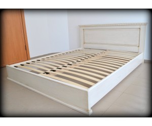 ЭЛИТ - кровать из дуба ТМ ARTmebli (Украина)